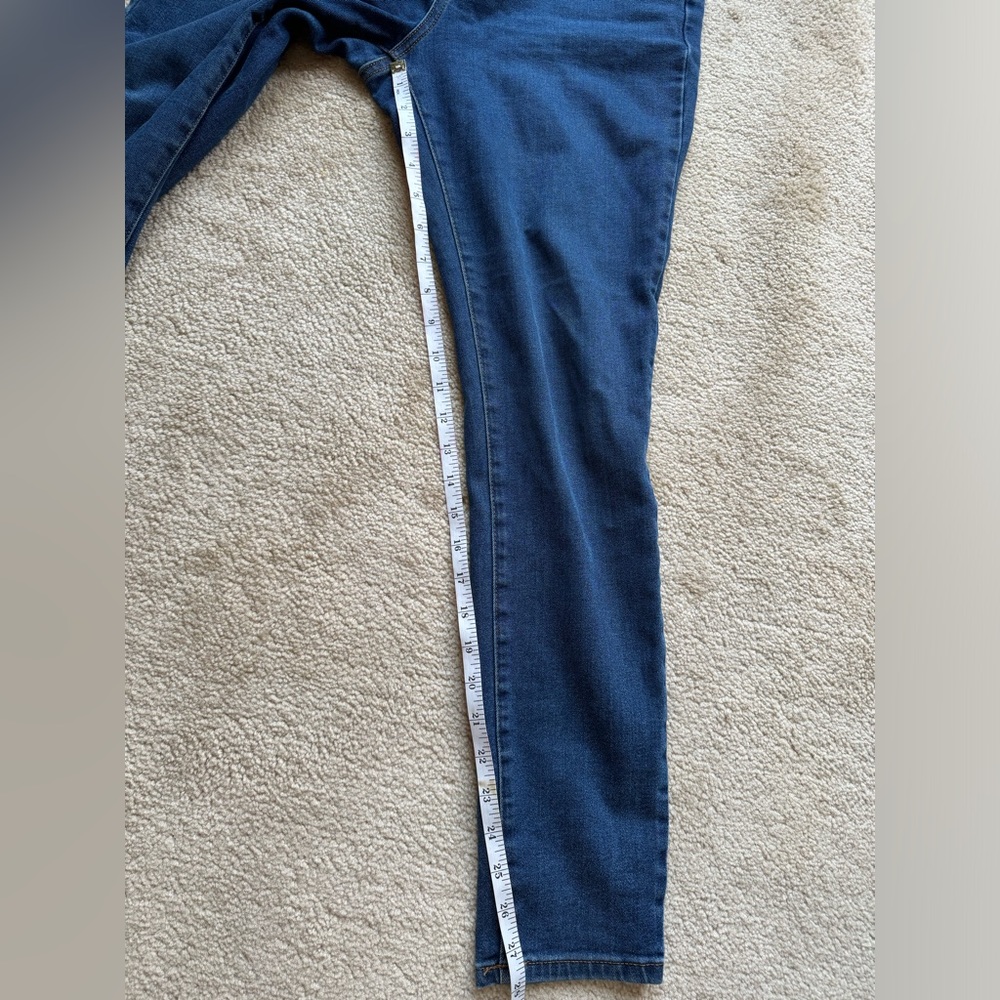 Everlane High Rise Skinny - Picture 8 of 9